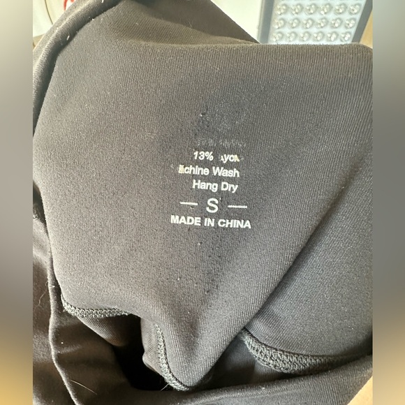 Born Primitive - Lift Yourself Up 7/8 Leggings | Color: Black | Size: S - Picture 4 of 4